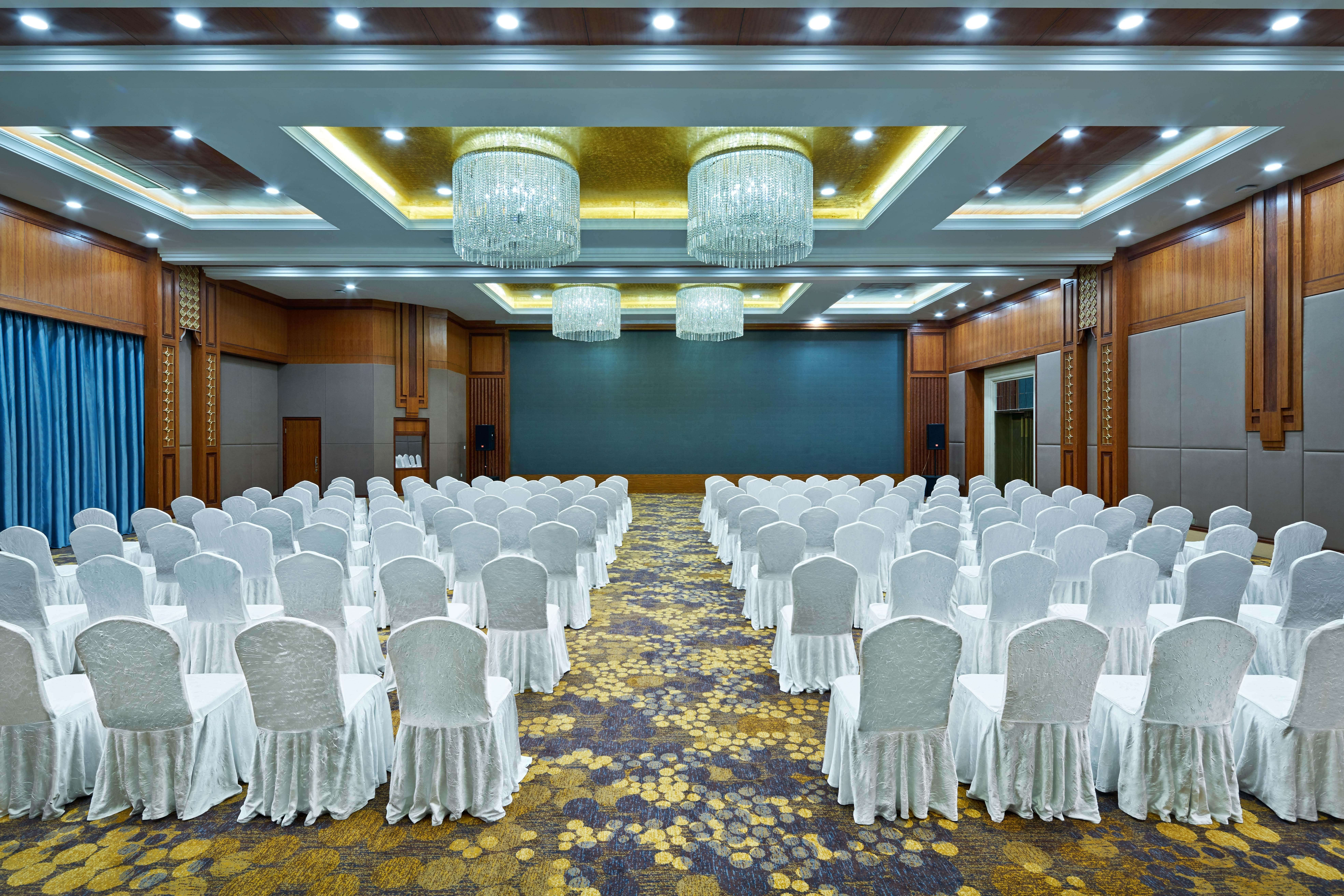 Crowne Plaza Ordos, An Ihg Hotel Экстерьер фото