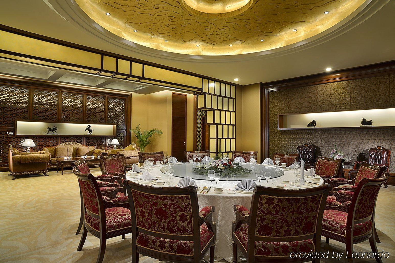 Crowne Plaza Ordos, An Ihg Hotel Ресторан фото